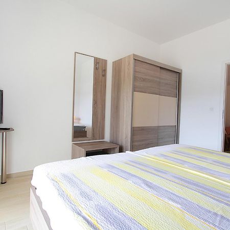 Apartments Barbara 斯拉诺 外观 照片